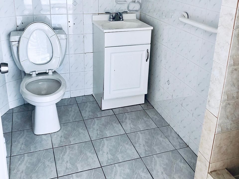 1st image of 2682 Bellmore Ave