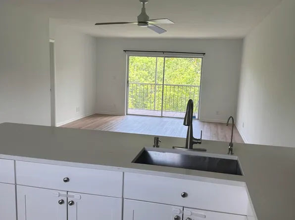 9280 SW 3rd St, Boca Raton, FL