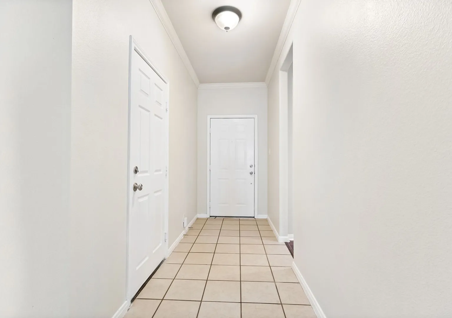 Beautiful 4-Bedroom Home Near Randolph AFB — Photo 4
