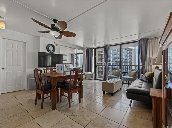 201 Ohua Ave #I-3204, Honolulu, HI 96815