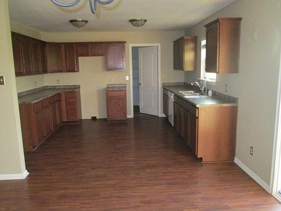 5th image of 10282 Crooked Stick Dr