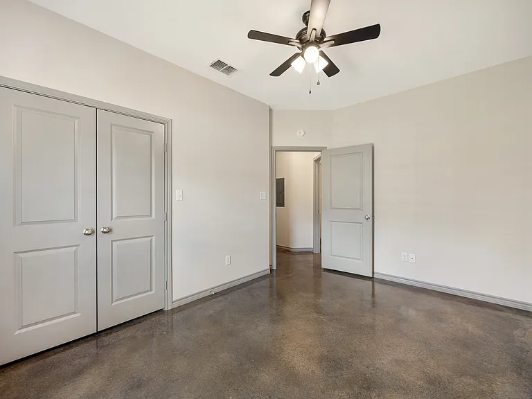 Rangeview South — Photo 9