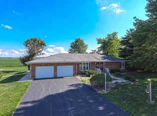 8705 E Duroc Rd, Argenta, IL 62501