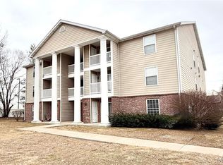 660 Materdie Ln APT 203, Florissant, MO