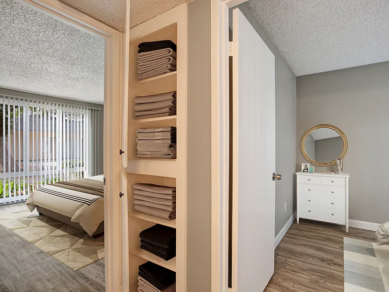 River Blu Apartments — Photo 14