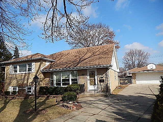 1st image of 4624 W 99th Pl