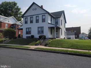 411 Franklin St, Shoemakersville, PA 19555