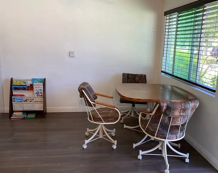 2418 Del Amo Blvd — Photo 13