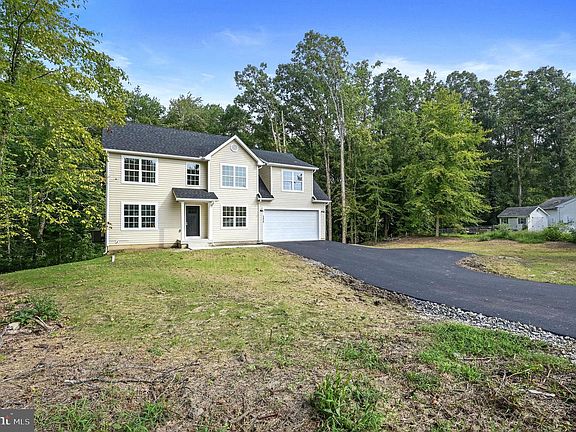 4th image of 1275 Lochmeath Way