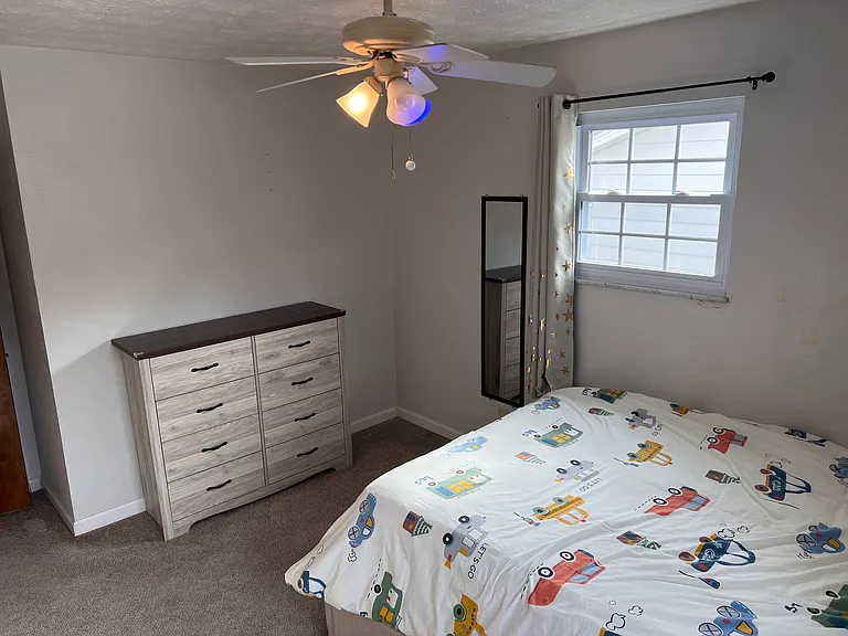 1060 Greenland Cir — Photo 18