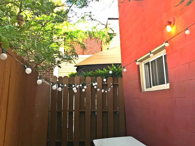 125 S 22nd St — Photo 9
