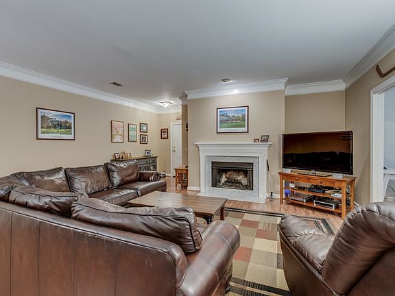5th image of 4202 Harding Pike #205