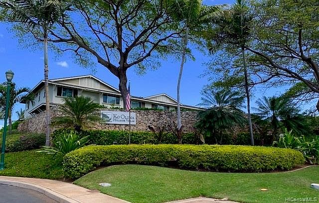 1st image of 92-1538 Aliinui Dr #1003