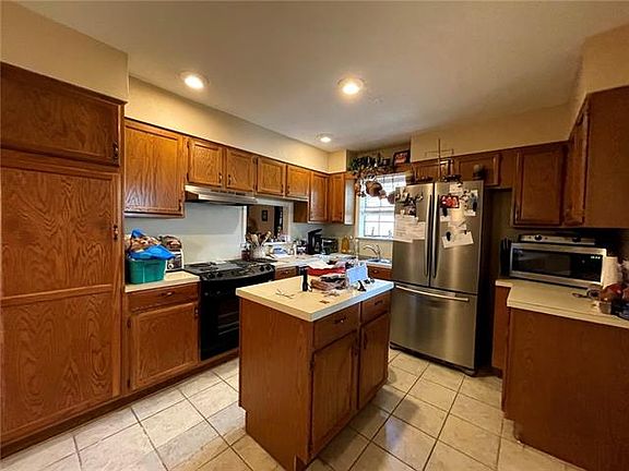 2nd image of 4512 E Meadow Ln