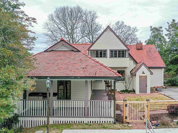 5th image of 1085 Green Street Cir