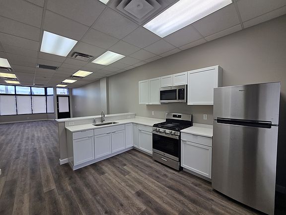 2nd image of 8511 Madison Ave #8511