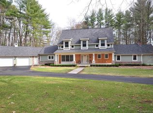 25 Canton Rd, West Simsbury, CT 06092