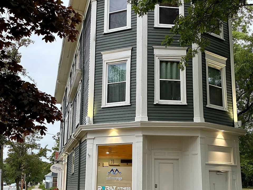 1st image of 14 Brush Hill Rd #2
