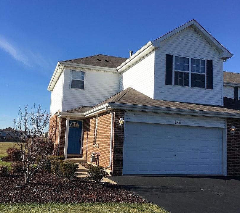 1st image of 950 Foxwood Ct