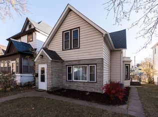 914 Jessamine Ave E, Saint Paul, MN 55106