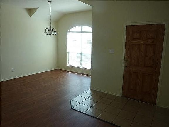 4th image of 1461 Rainbow Parke Dr
