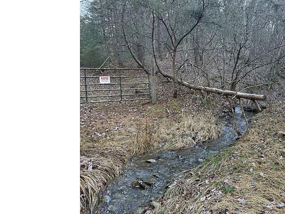 3rd image of Buck Hill Ln