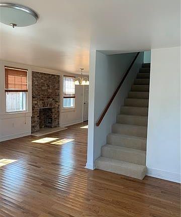 2nd image of 148 Helios Ave