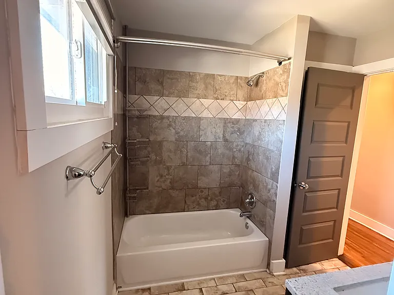 237 Eisenhower Dr — Photo 9