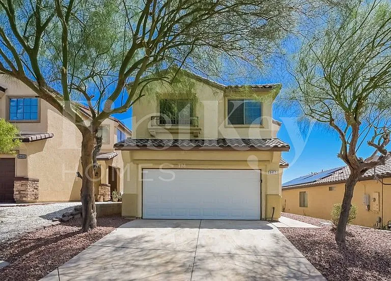 6417 Strongbow Dr — Photo 2