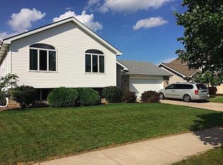 6256 W 88th Pl, Crown Point, IN 46307