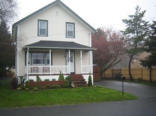 62 Hathaway St, Fairhaven, MA 02719