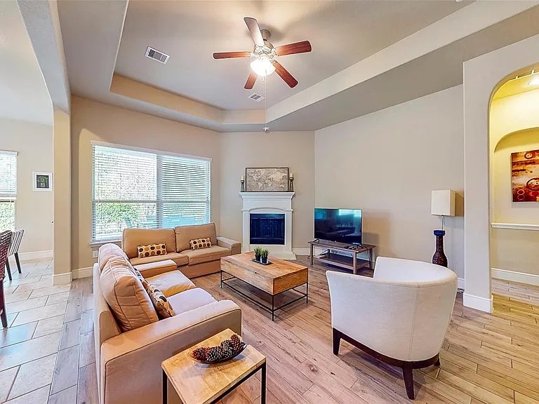 151 W Wading Pond Cir — Photo 18