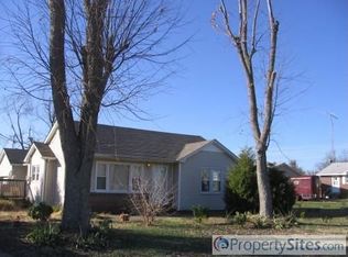 1115 Airport Rd, Murray, KY 42071