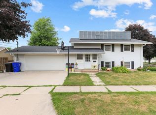 2114 E Forest St, Appleton, WI 54915