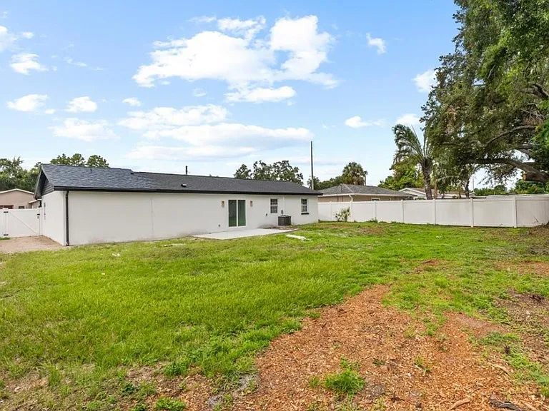3909 W Oklahoma Ave — Photo 19