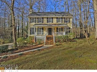 5008 Henson Dr SW, Mableton, GA 30126