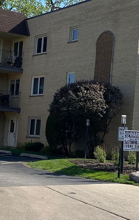 1st image of 6100 W Leland Ave APT 202