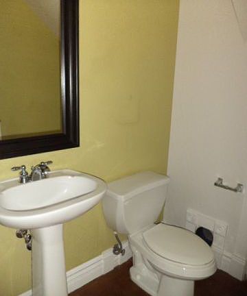 5th image of 135 W Mountain Sage Dr
