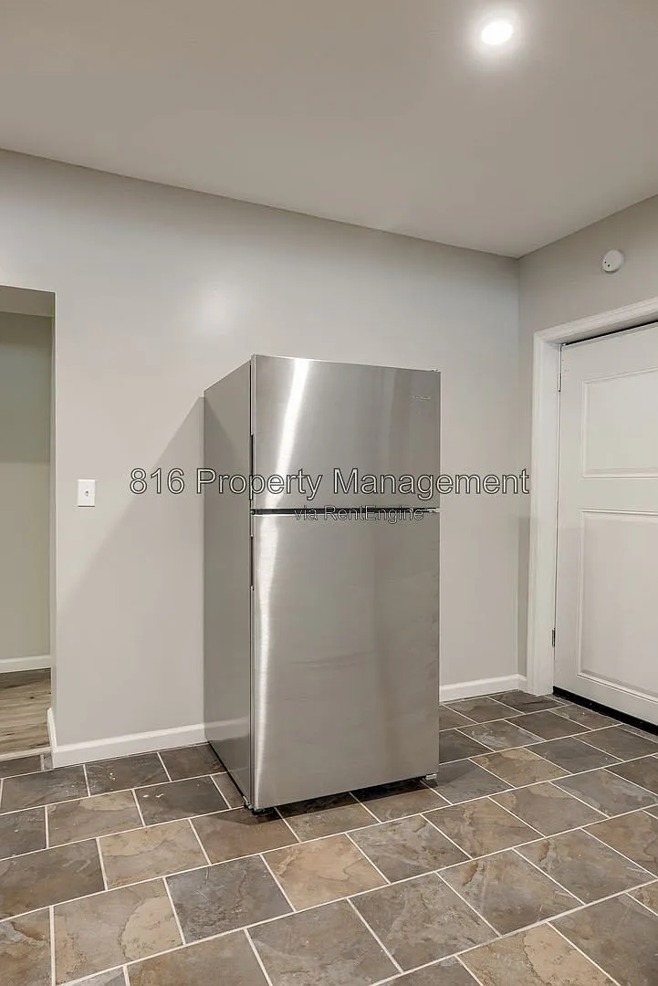 2 bed, 1.0 bath, 600 sqft, $850 — Photo 4