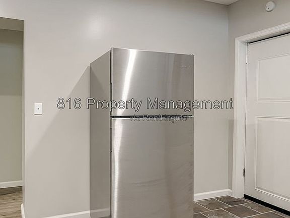 4th image of 8720 E Winner Rd