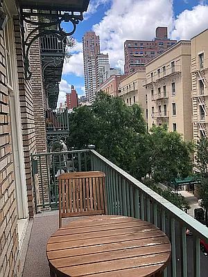 3rd image of 516 E 78th St APT 4-B