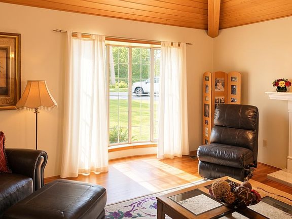 5th image of 28344 Harris Rd