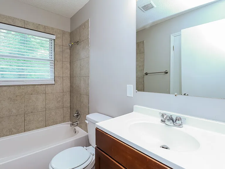 2910 Freida Ln — Photo 15