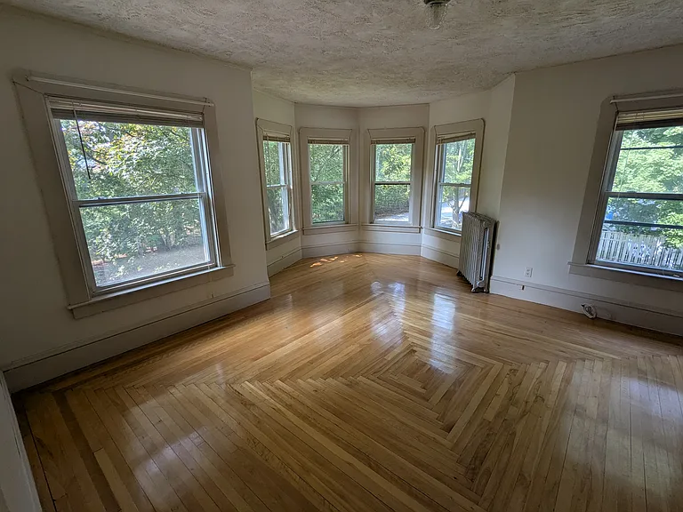 604 Lowell St #604R — Photo 6