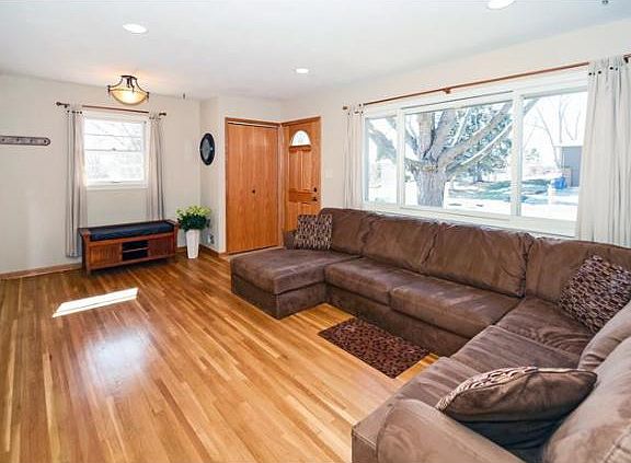4th image of 189 Greenway Ave N