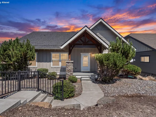 3551 SW Salmon Ct, Redmond, OR 97756