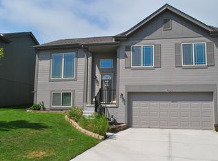 5312 S 195th St, Omaha, NE 68135