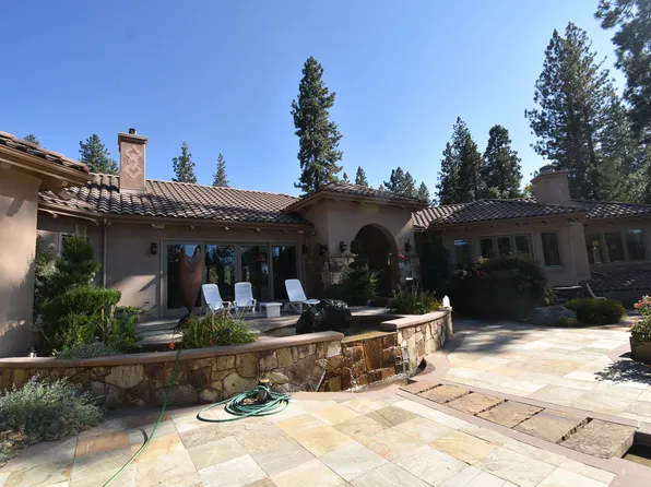 10990 Northcote Pl, Nevada City, CA 95959