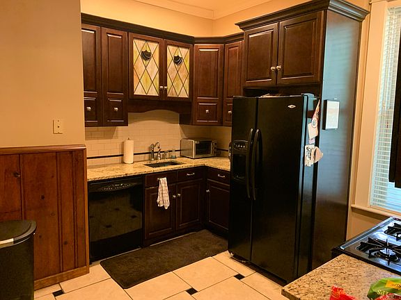 2nd image of 884 Zan Ct #1