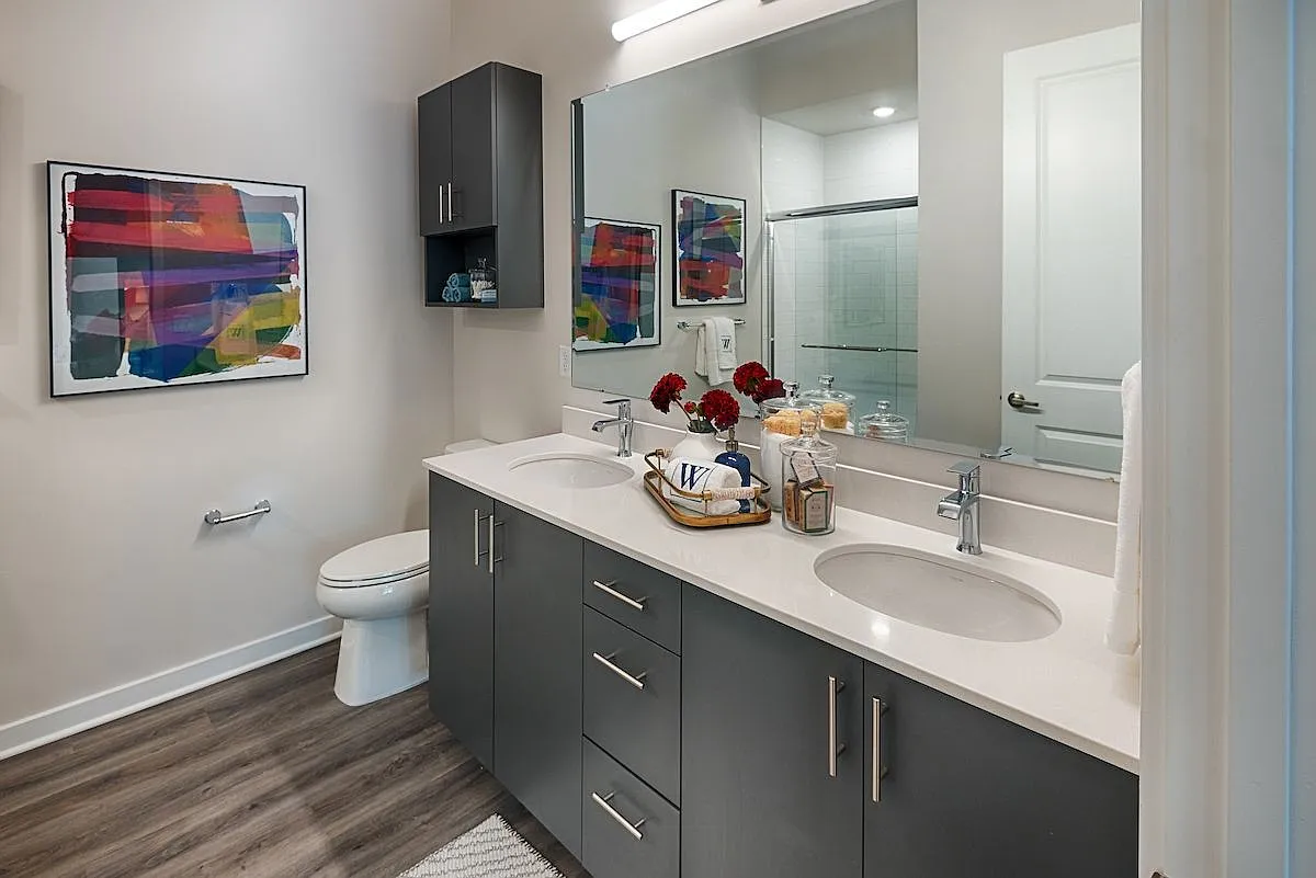 Liberty Apartments — Photo 3